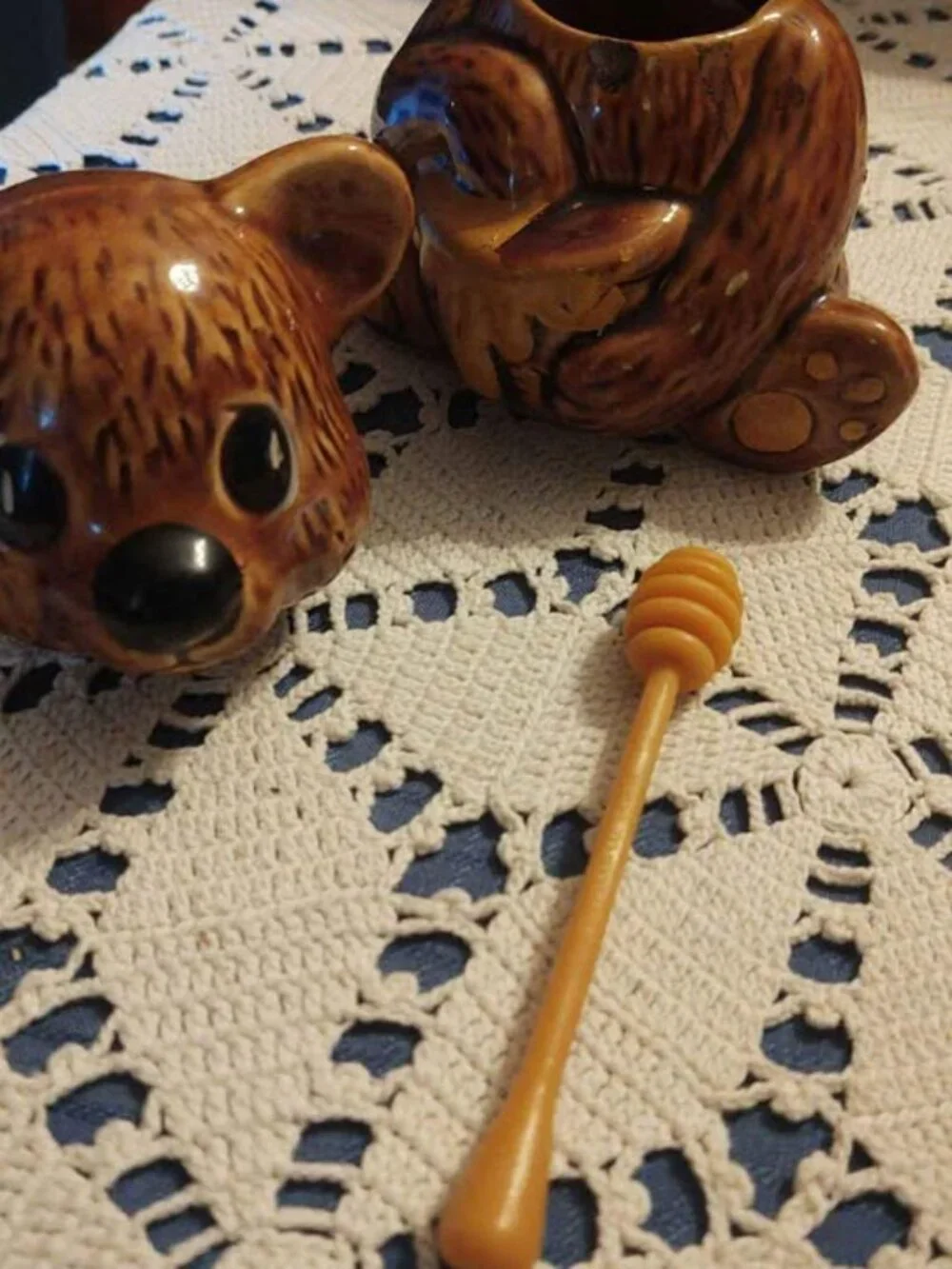 Vintage Ceramic Bear Honey Pot Jar 5.5